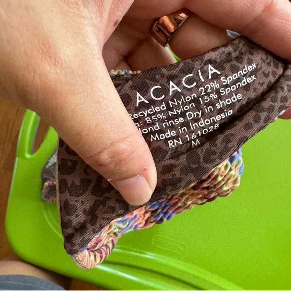 Acacia Smocked Mada Print Set Medium - Picture 5 of 5